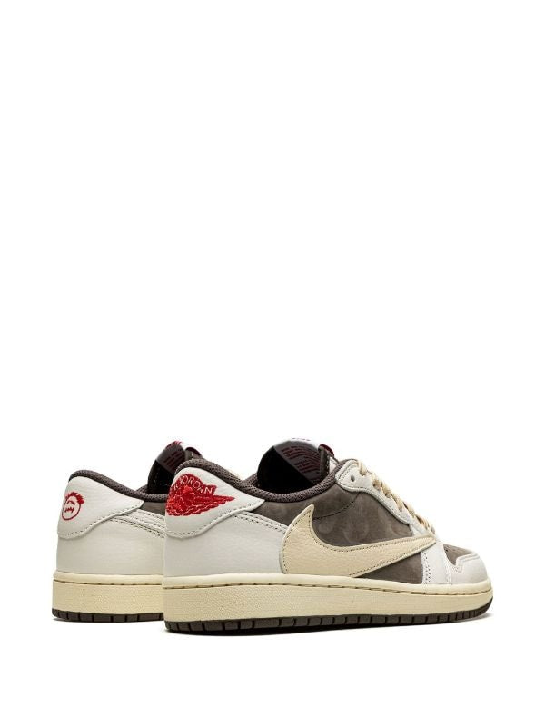 Travis Scott "Reverse Mocha”