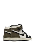 Air Jordan 1 Retro High OG "Dark Mocha" sneakers
