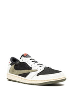 Travis Scott "Olive low"